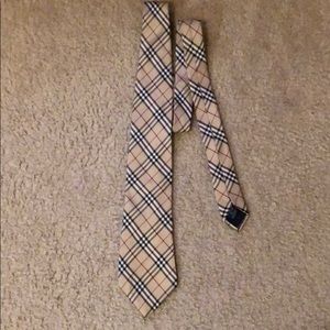 Classic Burberry Tie 3.5 inches wide